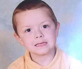 Mum shares devastating photo of her son’s final moments to highlight symptoms of meningitis