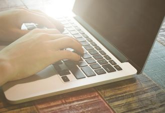 A 43-year old man posing online as Justin Bieber has been charged with nearly 1,000 child sex crimes