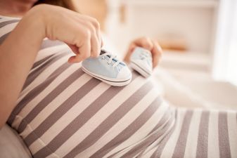 Mum whose water broke at 22 weeks claims she kept her baby alive by drinking seven pints of water a day