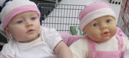 You won’t believe these Doppelganger babies and their dolls