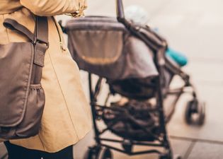 Paediatrician explains dangerous mistake parents make with prams during hot weather