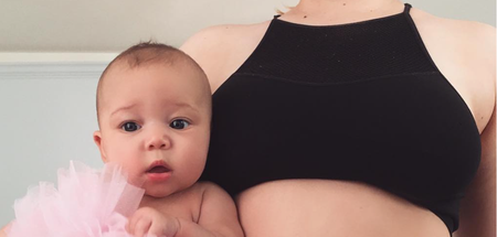 “I’ve earned my stripes”: touching photo of new mum’s stretch marks goes viral