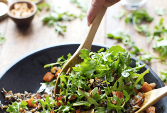 This salad has almost a million saves on Pinterest (and you’ll soon see why)