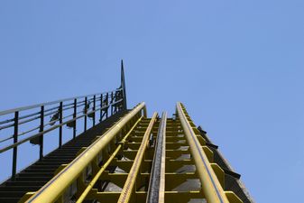 Ride shut down at theme parks worldwide following US death