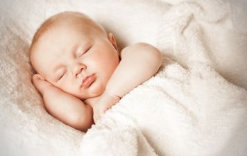 10-year-old boy helps deliver baby… and saves his mother’s life