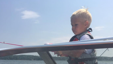 Toddler dies after getting his neck stuck in a car window