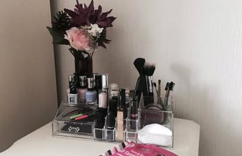 Bye, bye mess! I did a make-up clear out and it saved me SO much time
