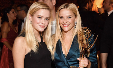 Ava Phillippe mistaken for her mum by photographers at last night’s Emmys
