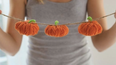 DIY: Make this adorable (and easy) pumpkin garland today