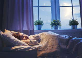 This weighted blanket helps children with Sensory Processing Disorder sleep