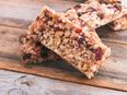 We got our hands on Kathryn Thomas’ favourite healthy flapjacks recipe