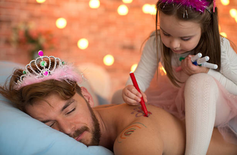 Dad shares hilarious image of what parenting has done to him