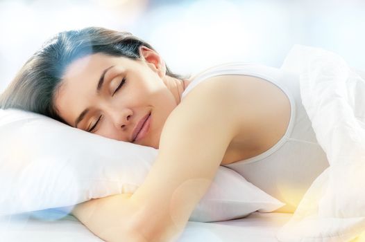 women DO need more sleep than men