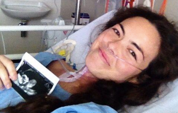 Mum-to-be and baby ‘fight for their lives’ after Crohn’s disease diagnosis