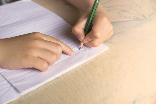 Mum's anger as 10-year-old daughter asked about her sexual history in school survey