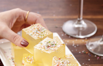 Champagne jello shots is the New Years Eve treat your party needs