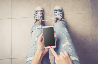 Mum who takes 17-year-old’s phone away wonders if she’s ‘too strict’