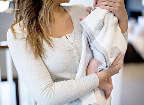 what to wear for breastfeeding