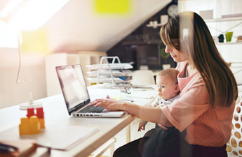 These two graphs show why the wage gap is a huge issue for mothers