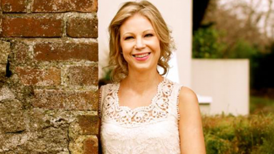 Irish author Emma Hannigan has passed away after battling cancer