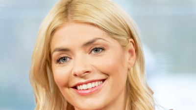 Would you wear Holly Willoughby’s €45 high-street dress?