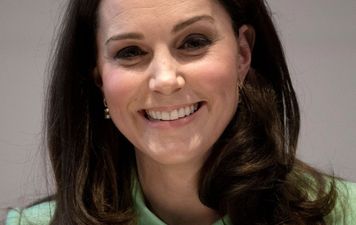 Kate Middleton’s mint green coat is the perfect maternity cape