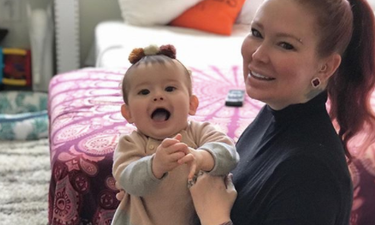 Jenna Jameson ridiculed for sharing nude labour picture