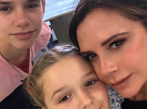 Victoria Beckham’s birthday cake was totally made up of fruit… and looked delish