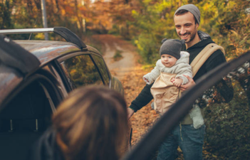 Couples who earn the same amount of money are more likely to stay together