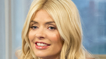 We really want to buy a yellow suit after seeing Holly Willoughby’s style