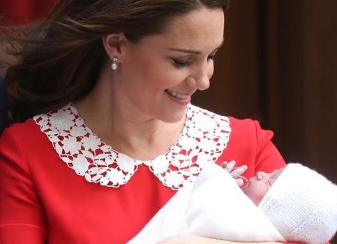 Kate 'has it harder' than most new mums, claims mummy blogger