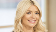 Holly Willoughby is wearing €50 Zara trousers today and we love them