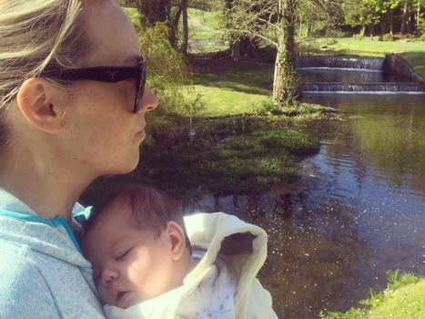 Kathryn Thomas pens sweet message to baby Ellie to mark six weeks