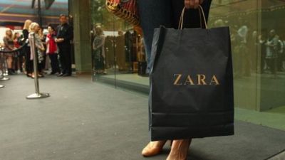 This €20 Zara dress is definitely your bargain of the week