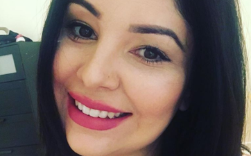 Mum tries to remove her pubic hair before labour and it goes horribly, horribly wrong