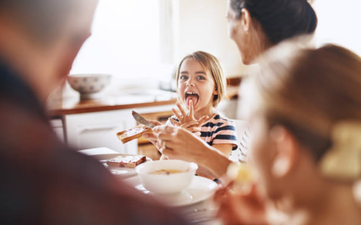 Five delicious and easy non-cereal breakfasts your kids will love