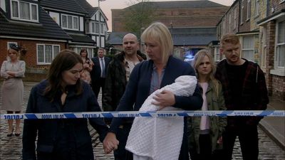 Looks like one Coronation Street character isn’t leaving Weatherfield after all