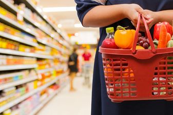 Mum disciplines her kids in supermarket but not everyone agrees with her method