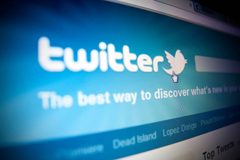 Twitter confirms that users’ private tweets were made public