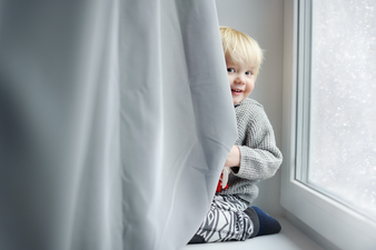 10 terrifying ways your toddler is like the worst boss you’ll ever have