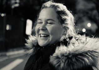 Amy Schumer’s (relatable) vagina birthing cake will take you right back