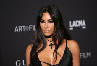 Kim Kardashian just dyed her hair cherry red, and she looks amazing