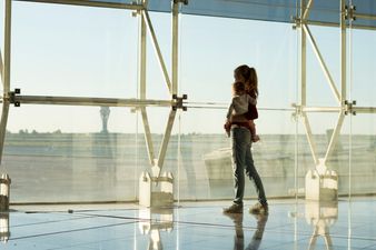 Mum with baby on 10-hour flight praised for ‘thoughtful’ gesture to her fellow plane passengers