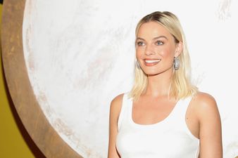 PSA: Visible roots are officially ‘in’ for summer 2020, thank God