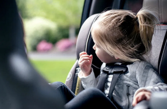 Gardaí appeals to parents not to leave children in their car while doing the shopping