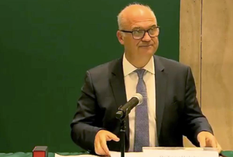 Tributes paid to Dr Tony Holohan as he steps back from role to care for wife