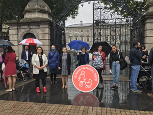 Mothers outside the Dáil once again to demand maternity leave extension