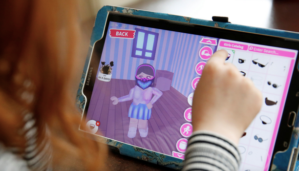 warning over sexual content in Roblox