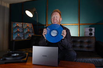 Gavin James will play virtual concert this Friday to raise funds for stage crew