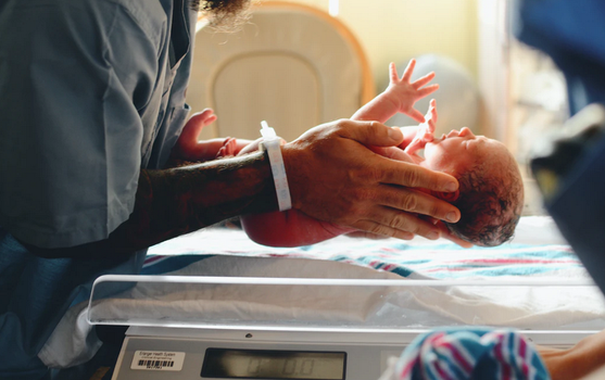 PIcture of dad-to-be went viral